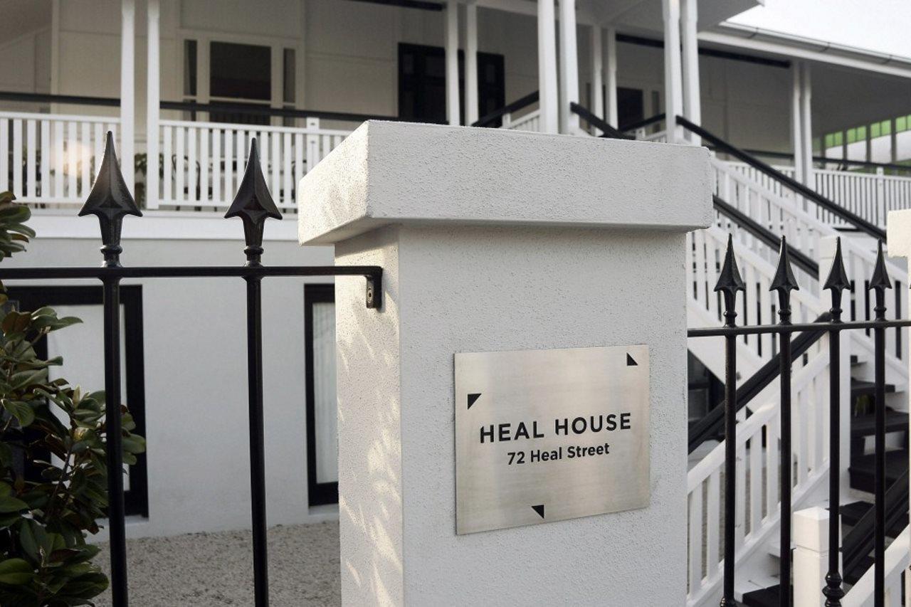 Heal House Bed & Breakfast Brisbane Bagian luar foto