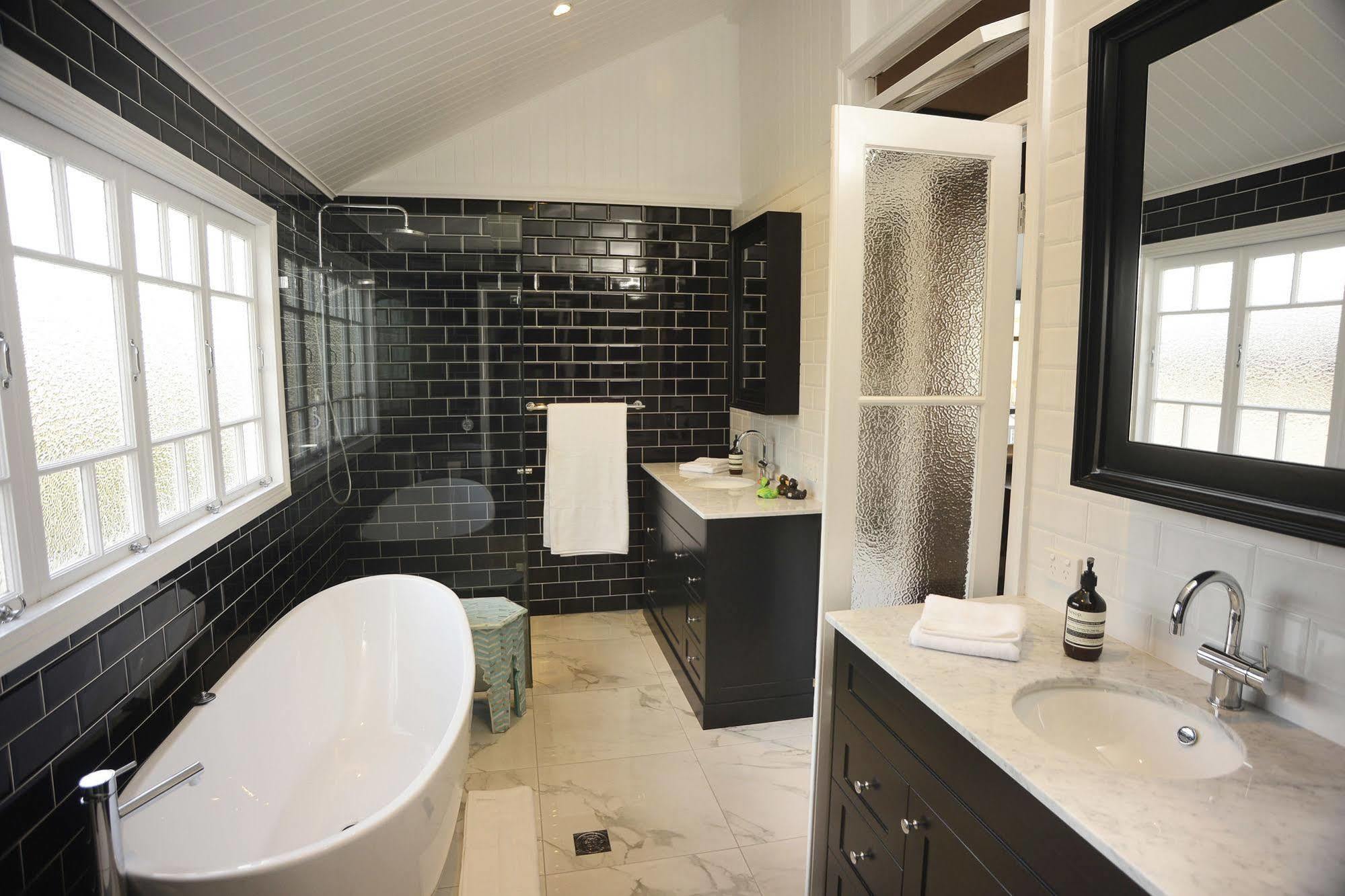 Heal House Bed & Breakfast Brisbane Bagian luar foto